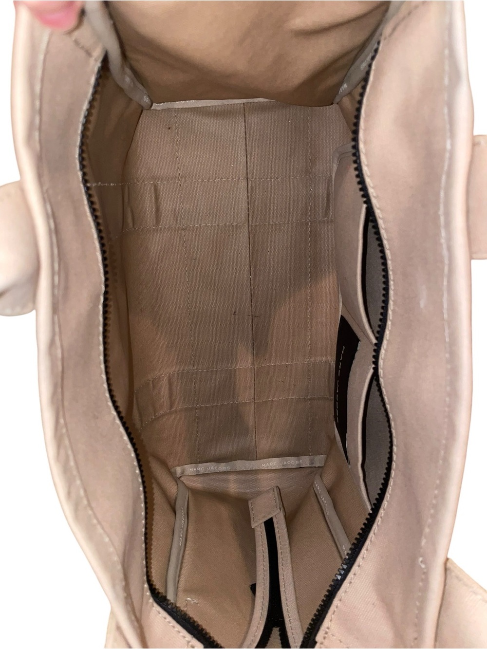 Marc Jacobs 'The Tote Bag' - Size Large, Beige - Authentic, Orig. Tags Included - Picture 6 of 12